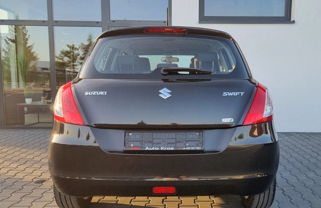 Suzuki Swift cena 26999 przebieg: 138600, rok produkcji 2012 z Konstancin-Jeziorna małe 352